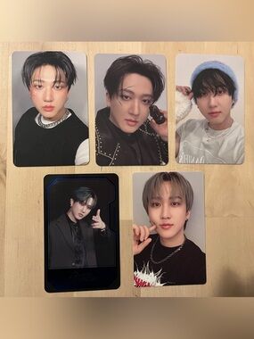 Set of 5 OFFICIAL Changbin of Stray Kids (set # 4) photcards - Includes 2 rares